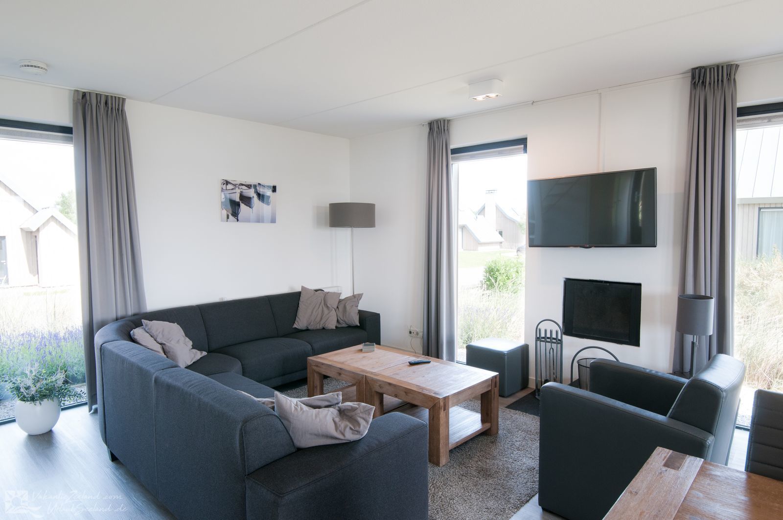 VZ746 Luxe villa Tholen