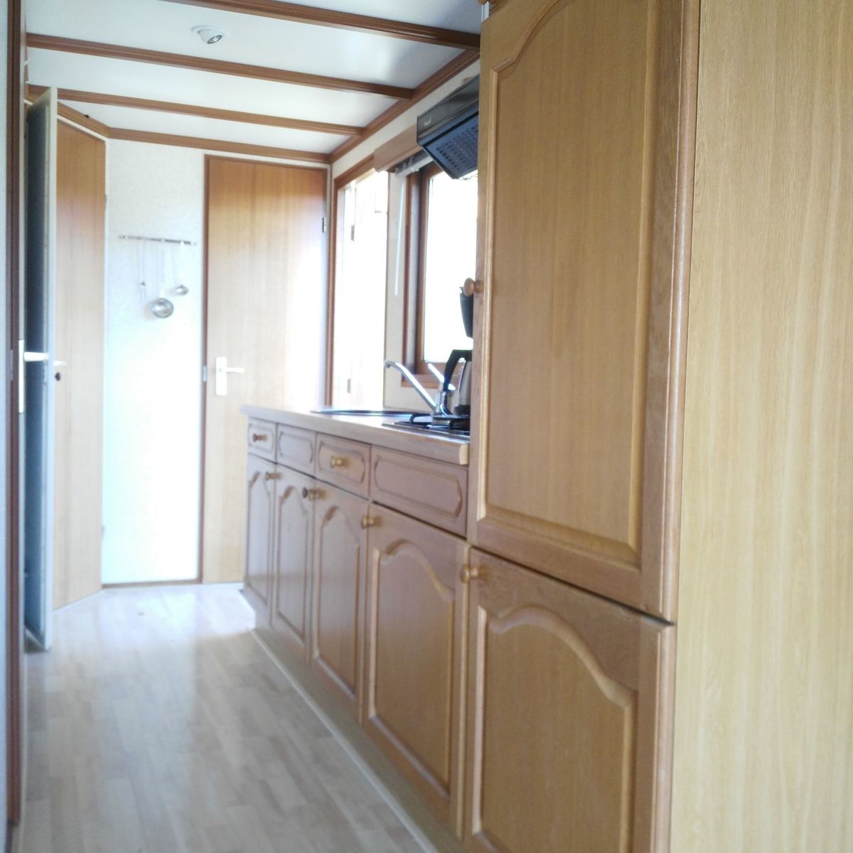 Houten chaletstacaravan 4 personen