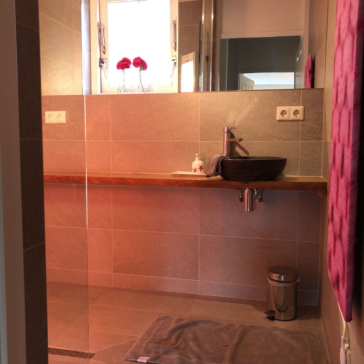 De Lindenburg, 6 Personen