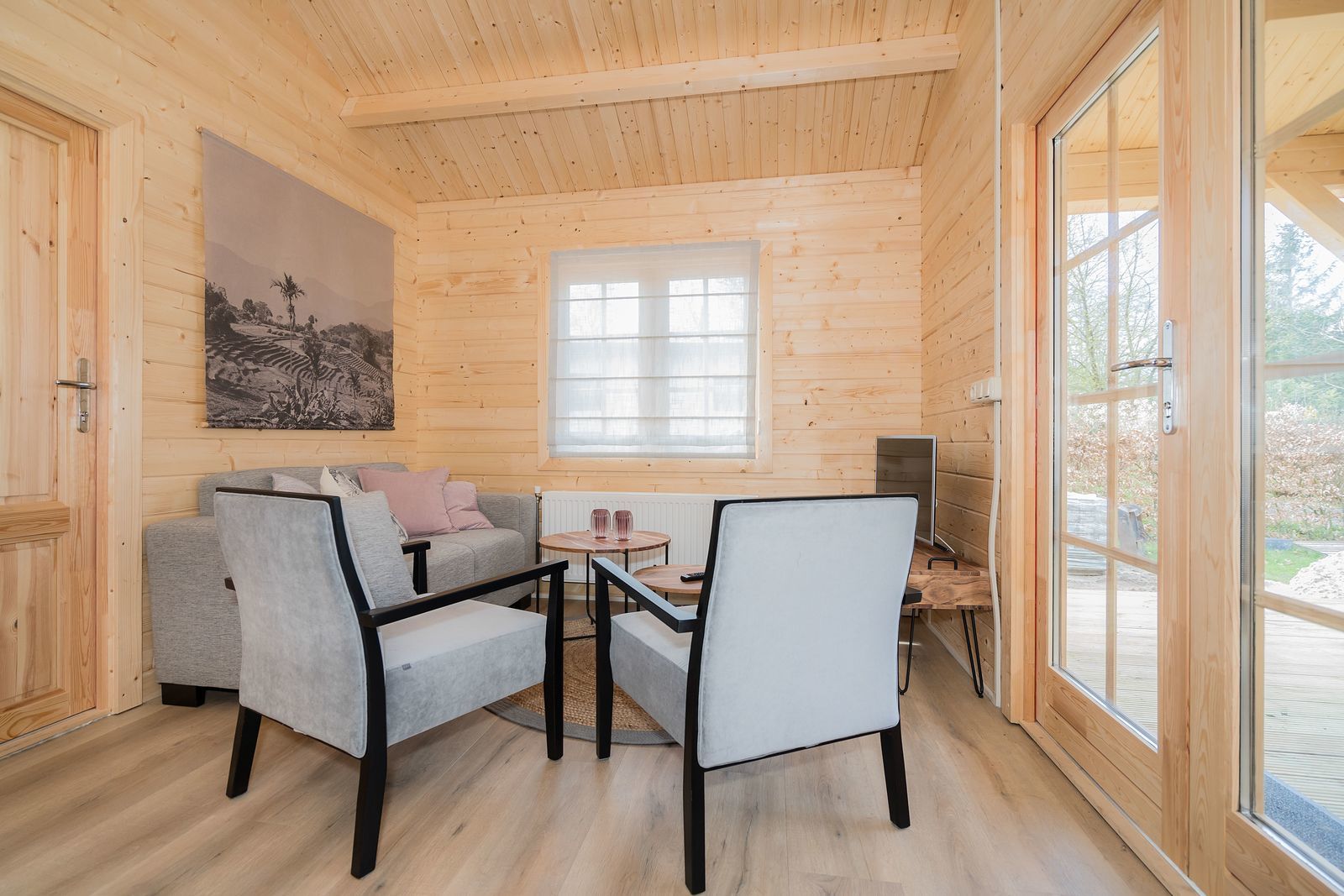 Huckle Berry Fin Lodge