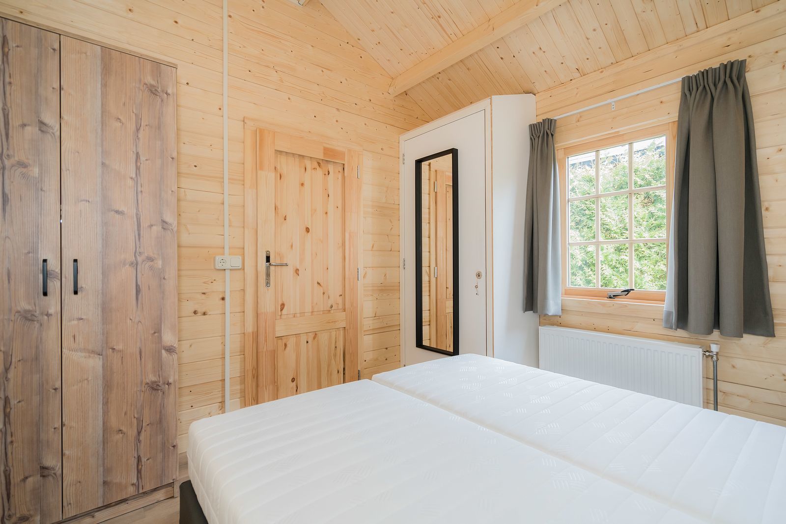Huckle Berry Fin Lodge