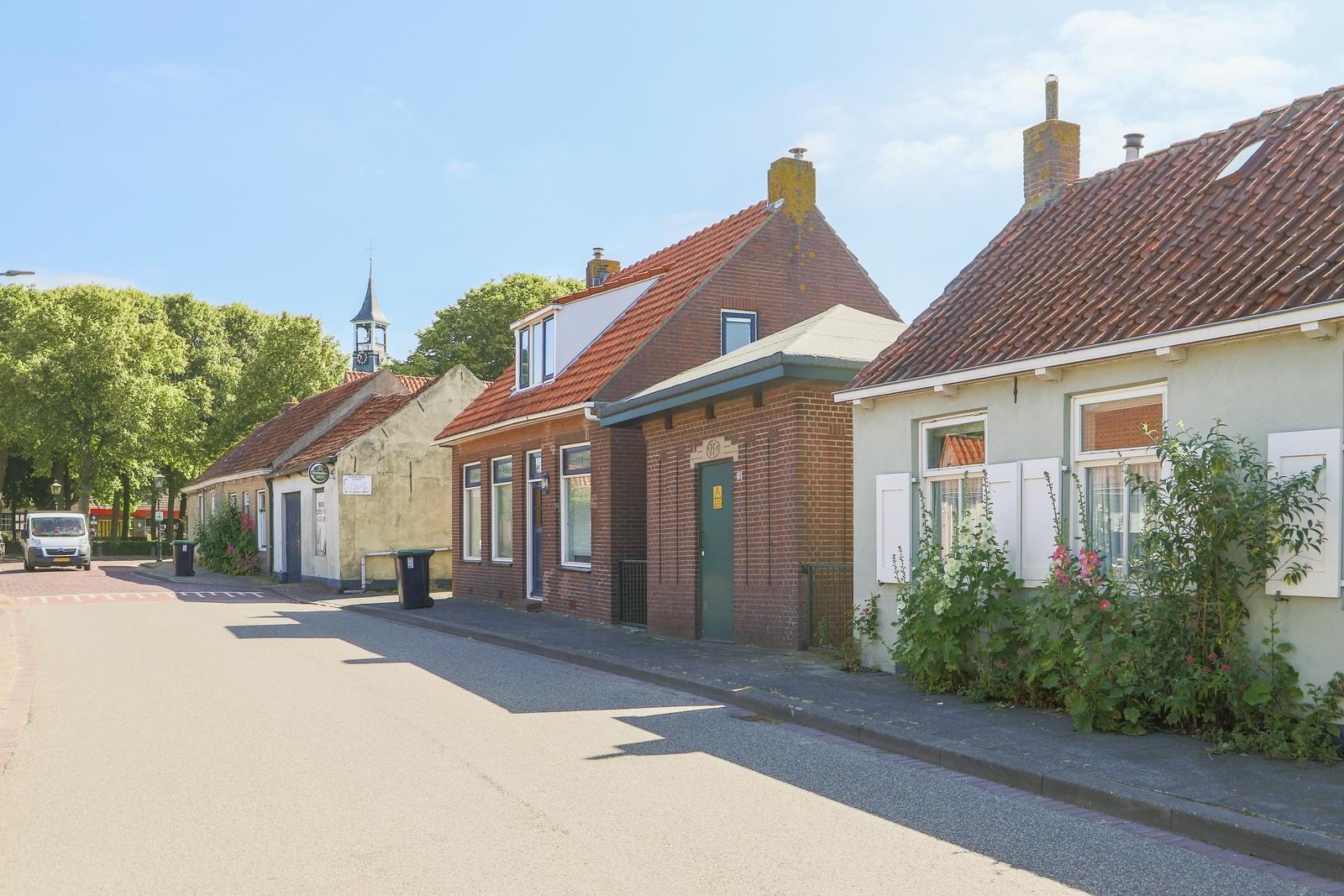 VZ 784 Farmhouse in Grijpskerke
