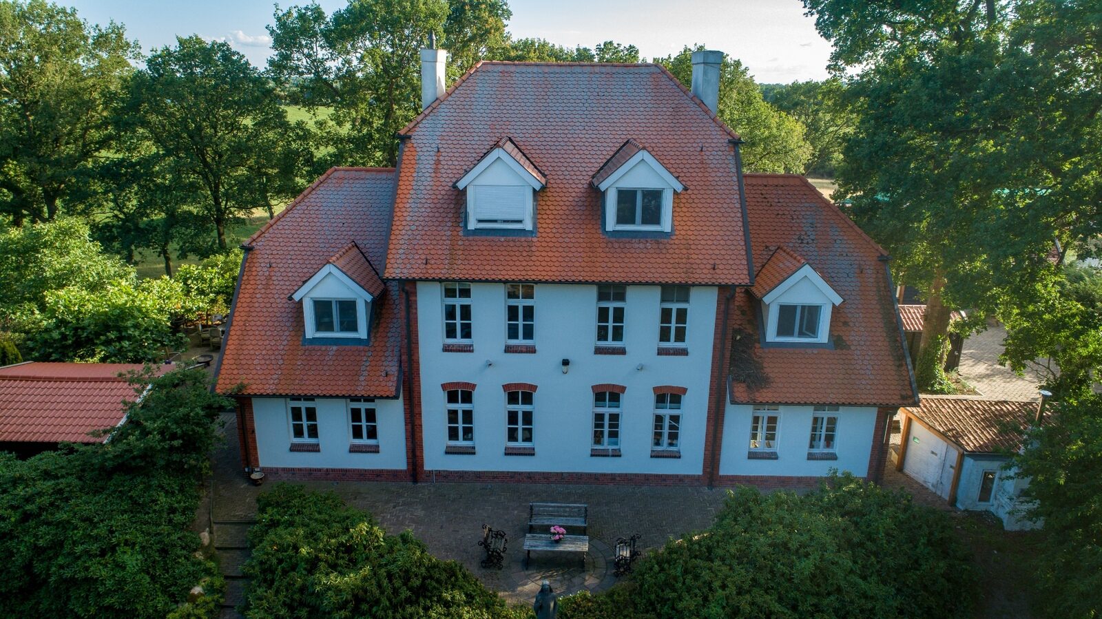 Landhuis Wielen 2 - luxe wellness familiehuis met sauna en jacuzzi