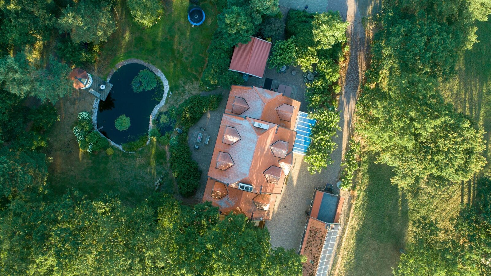 Landhuis Wielen 2 - luxe wellness familiehuis met sauna en jacuzzi
