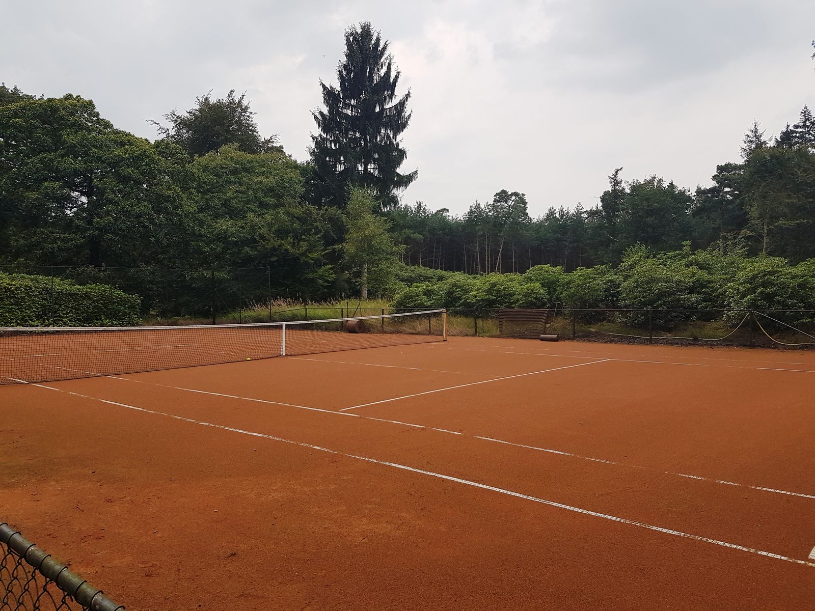 Afbeelding van Landhuis Buitenverblijf de Valk - vakantiehuis in Brabant met zwembad en tennisbaan