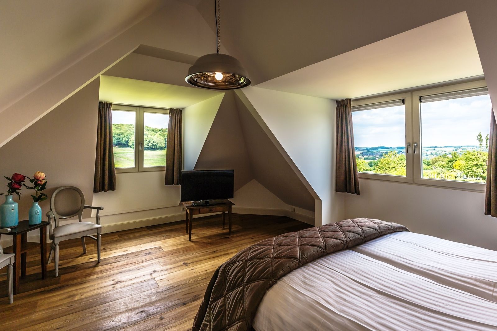 Afbeelding van Witte Villa - luxe vakantiewoning Zuid-Limburg met zwembad en sauna