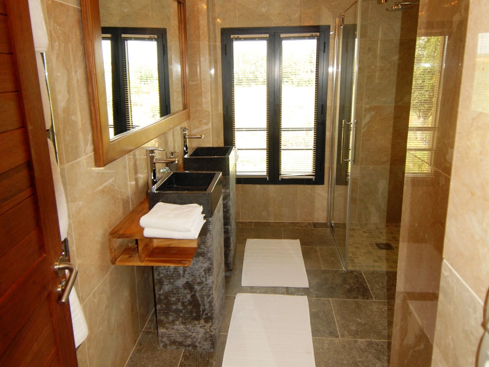 Domaine les Marées - 5. Le Lac des Cygnes - luxe vakantievilla Frankrijk