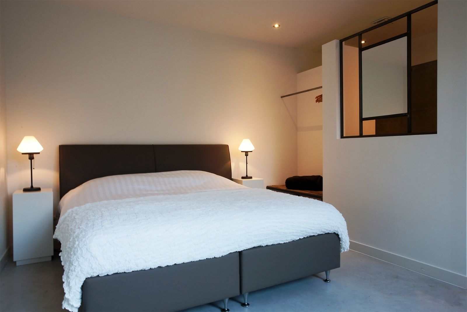 Afbeelding van Stalen Boshuis - luxe vakantiehuis met sauna in Brabant