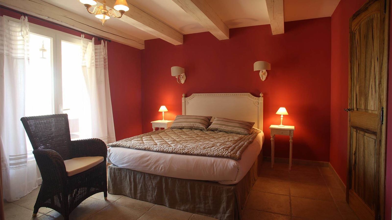 Park Beaudine - villa T4 met gemeenschappelijk zwembad in de Provence