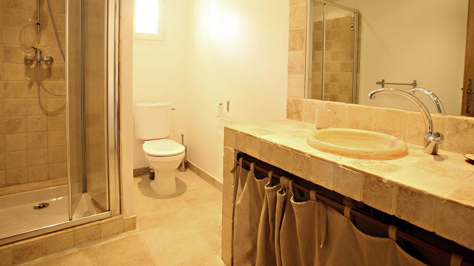 Park Beaudine - villa T4 met gemeenschappelijk zwembad in de Provence