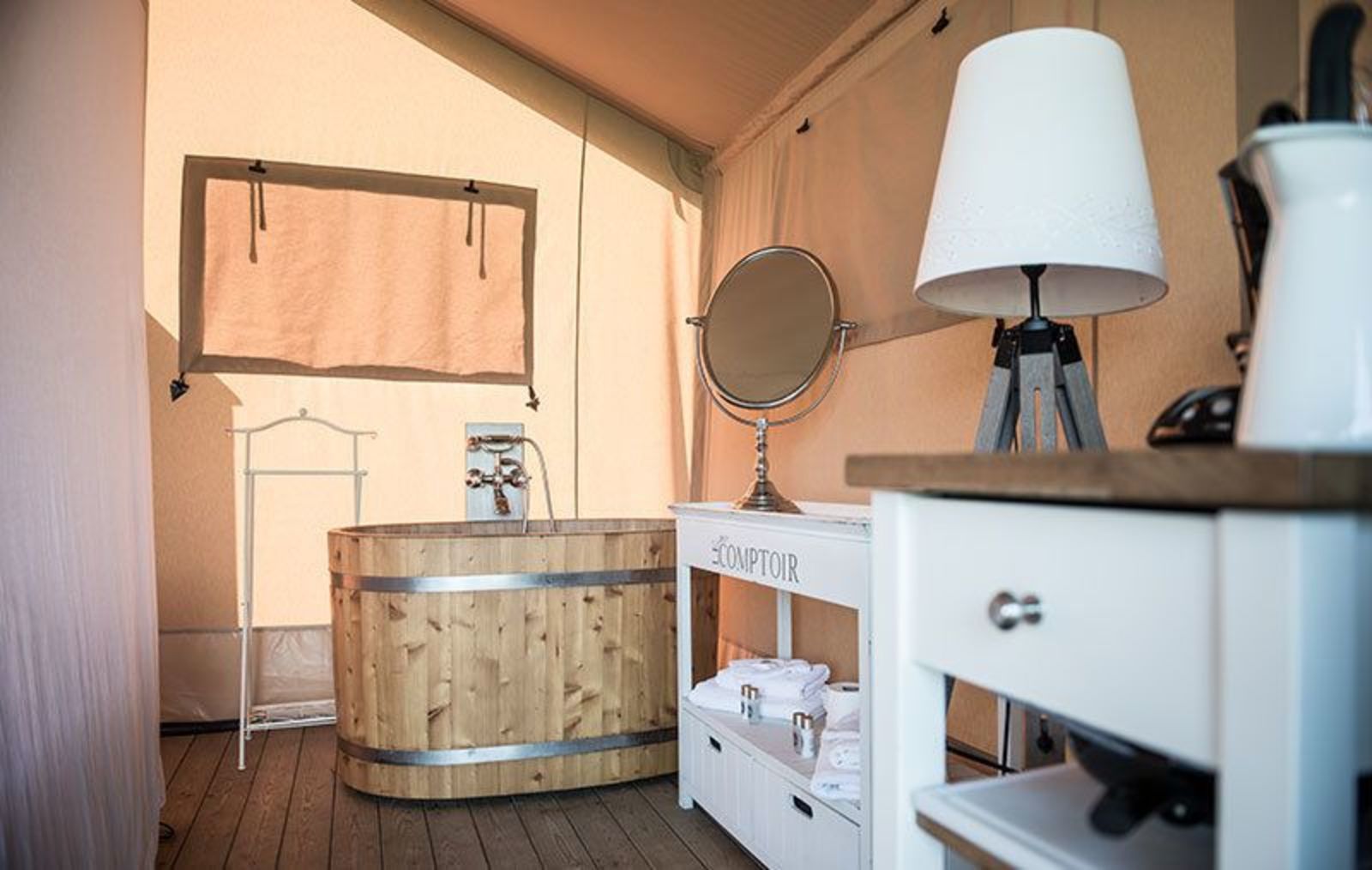 Twentse Buitenleven - Twin Lodgetent - romantisch kamperen op de boerderij