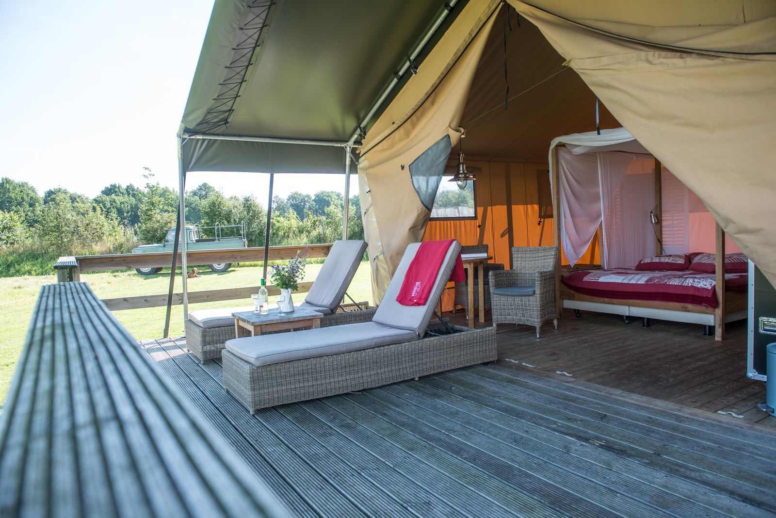 Twentse Buitenleven - Twin Lodgetent - romantisch kamperen op de boerderij