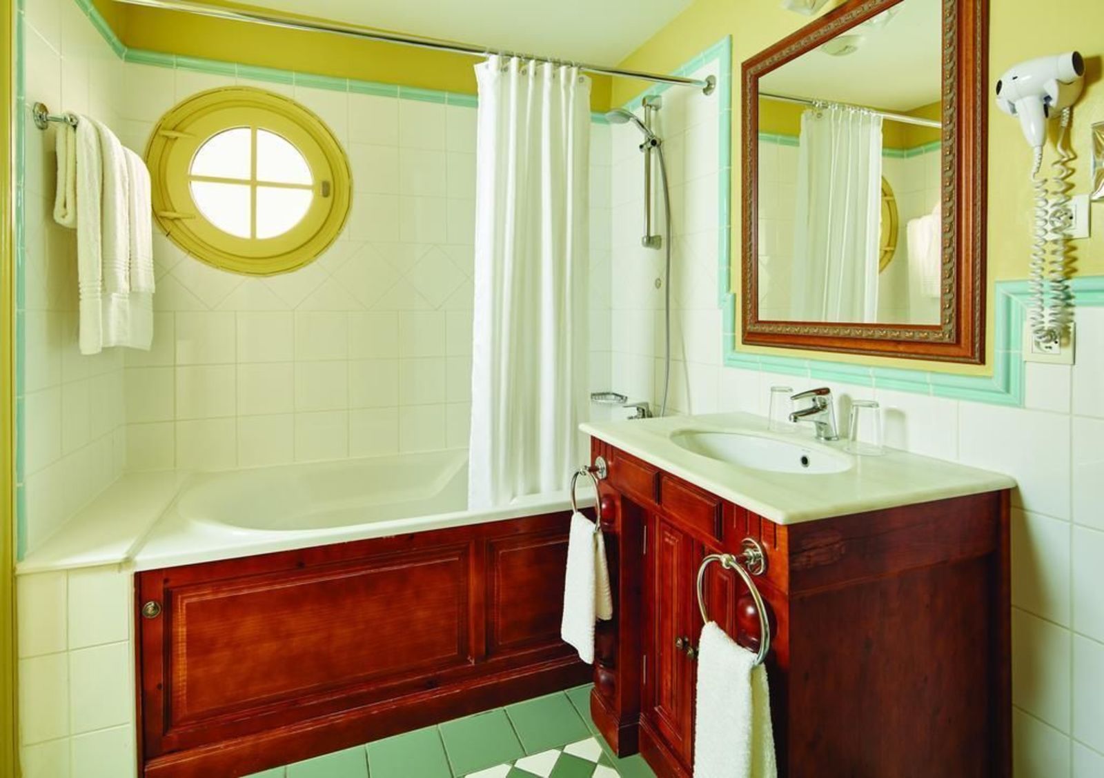 Marriott's Village d'ile-de-France (near Disneyland Paris), Studio