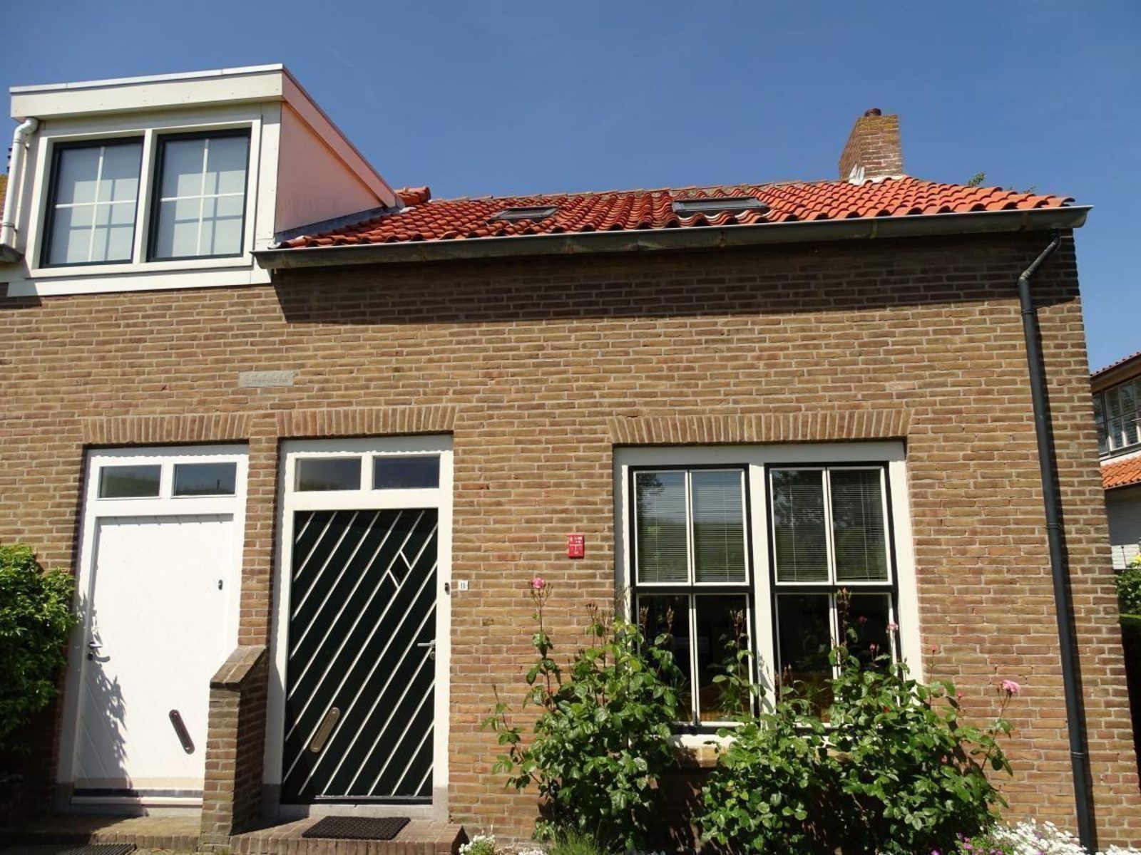 VZ064 Holiday home Burgh-Haamstede