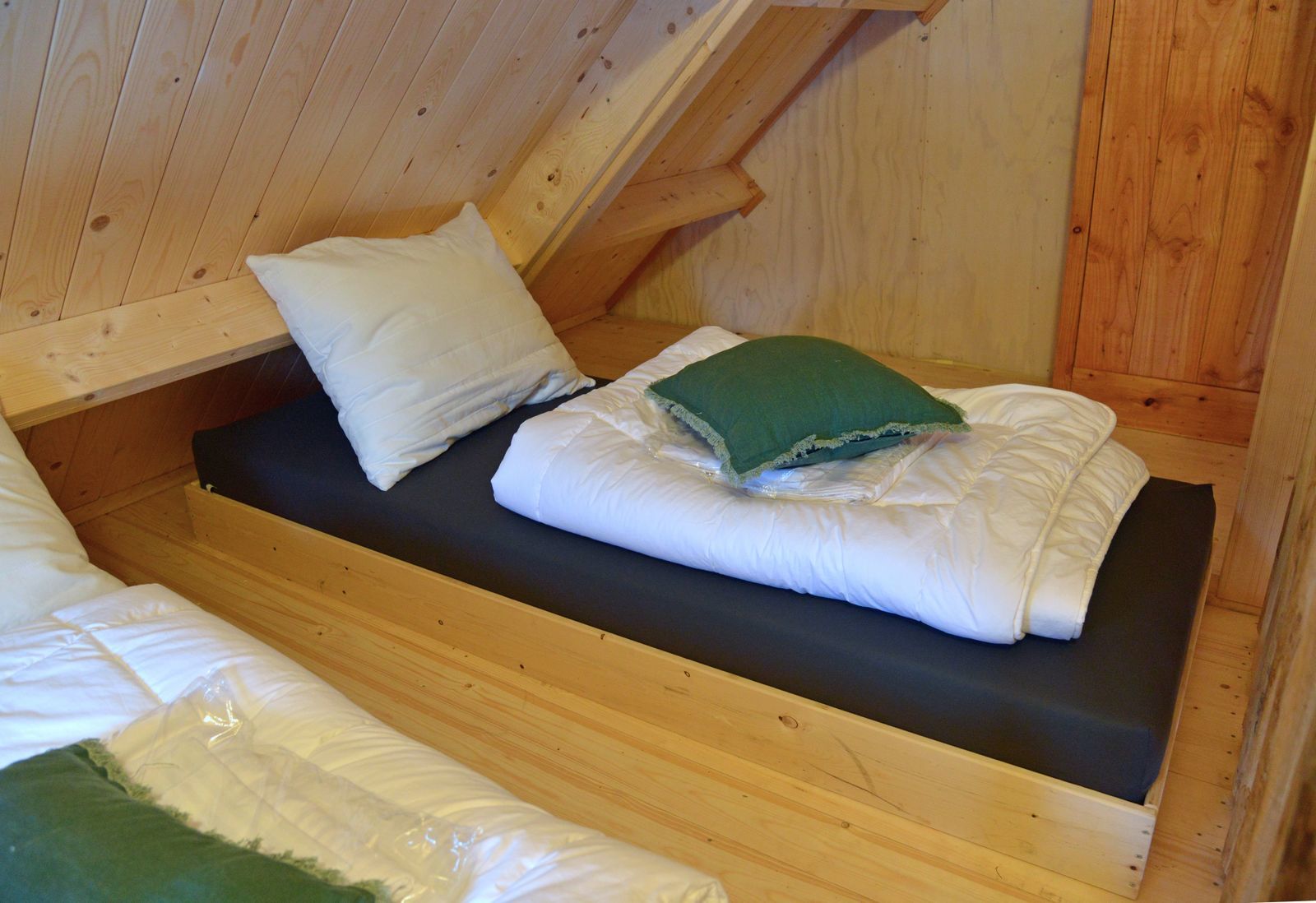 Stork's Nest (5-person)