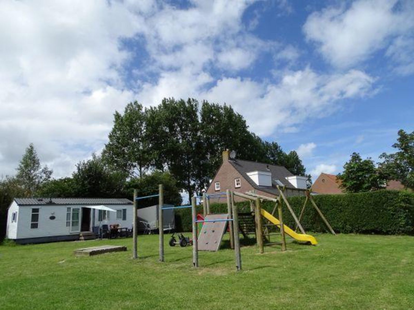 VZ054 Holiday Chalet Oostkapelle