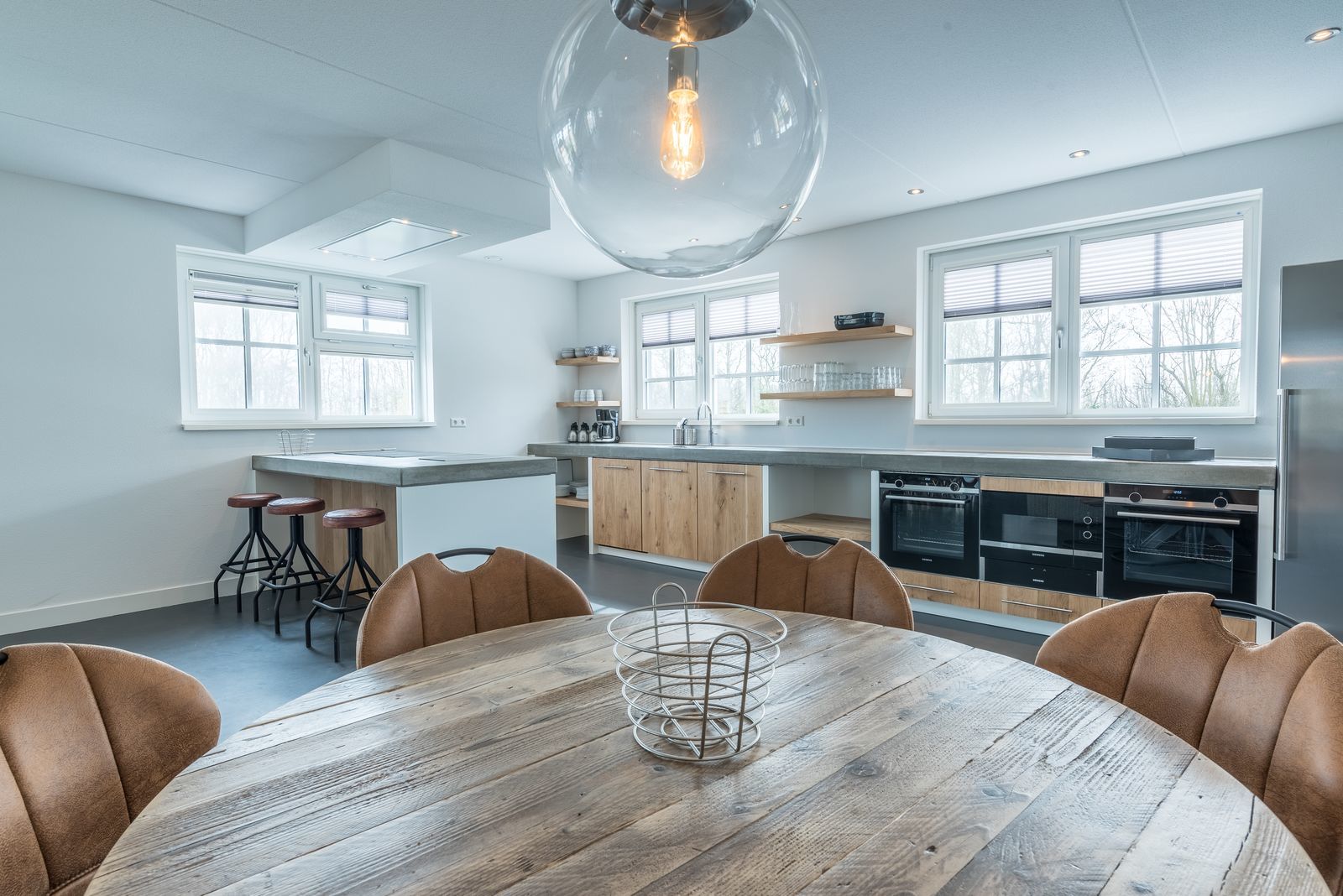 Texels Landleven XXL - luxe vakantiehuis met sauna en ecozwemvijver