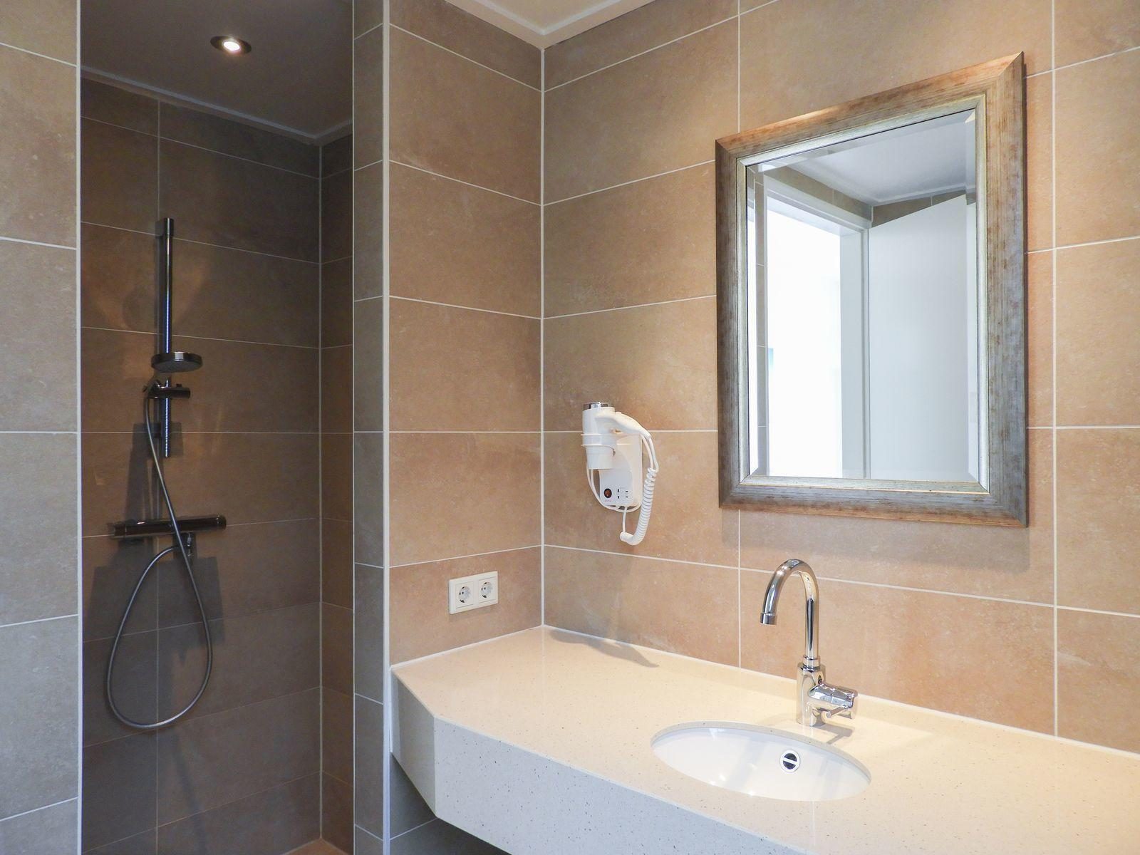 VZ151 vakantiewoning met Zwembad Colijnsplaat