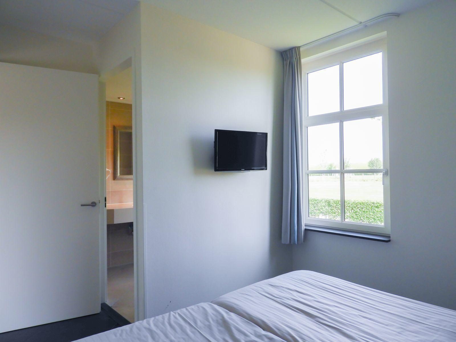 VZ151 vakantiewoning met Zwembad Colijnsplaat