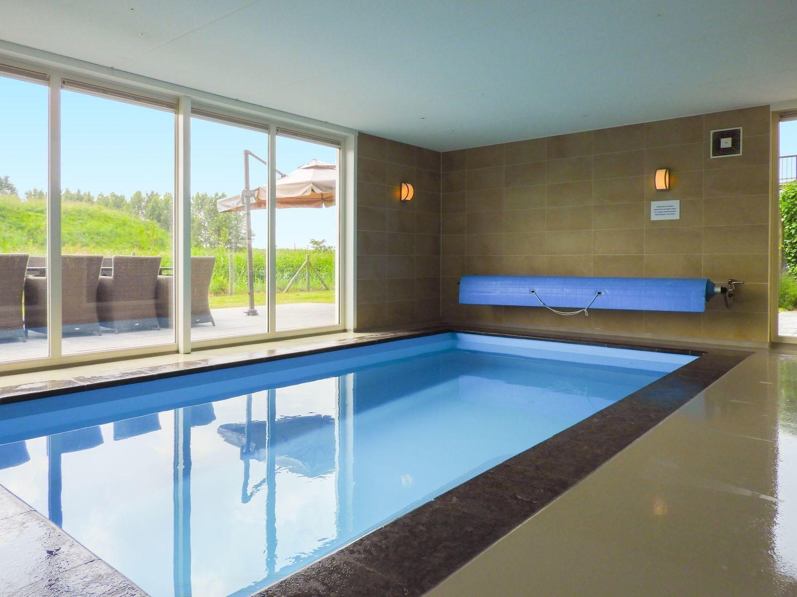 VZ151 vakantiewoning met Zwembad Colijnsplaat