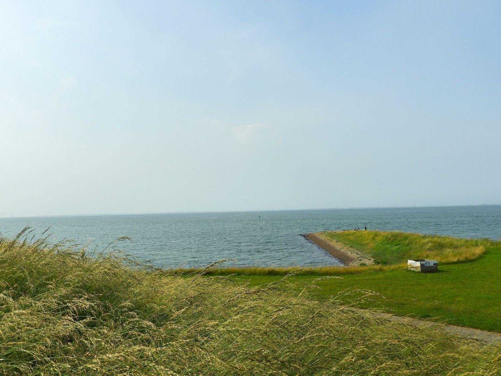 VZ151 vakantiewoning met Zwembad Colijnsplaat