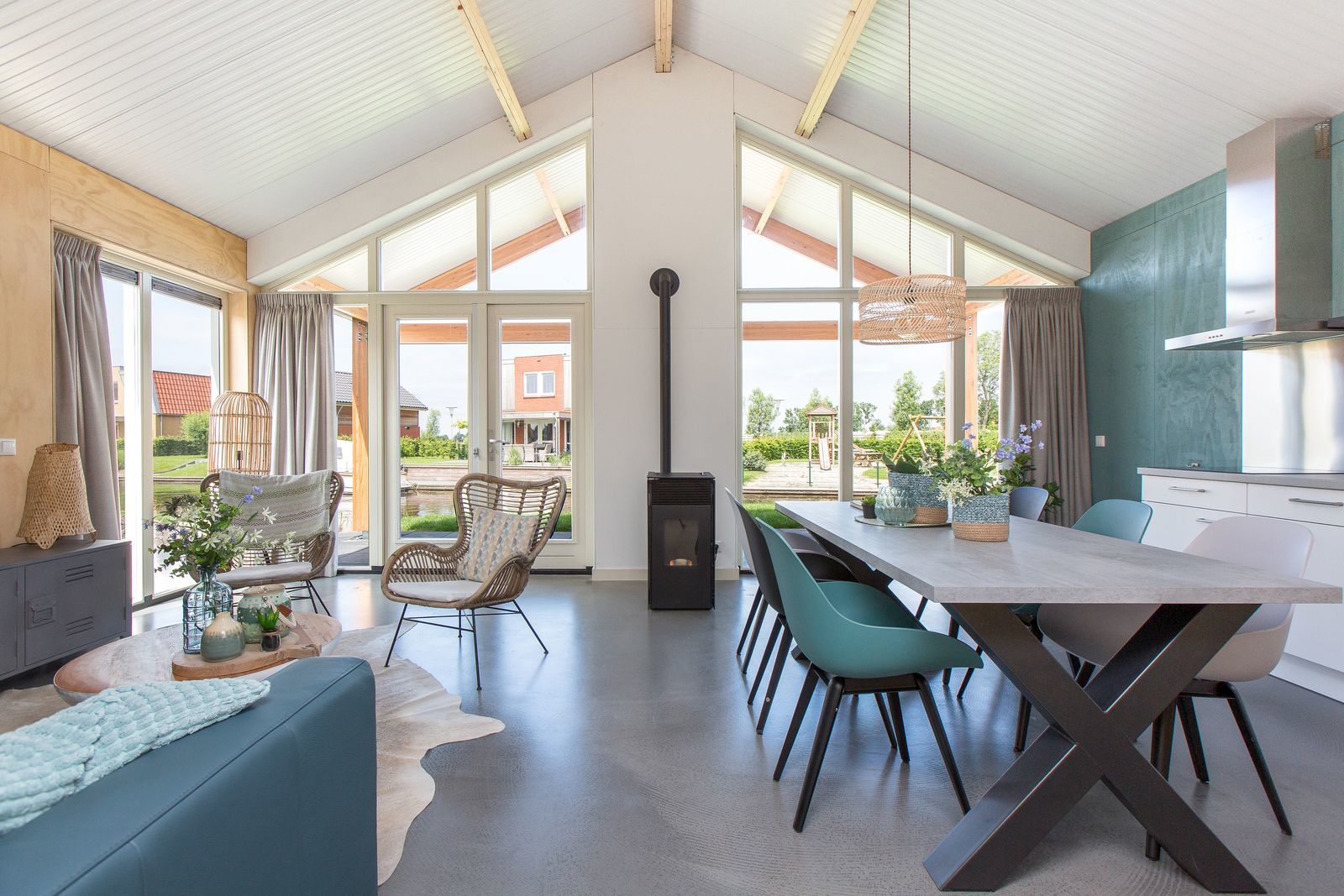 Ferienhaus Eneva 6