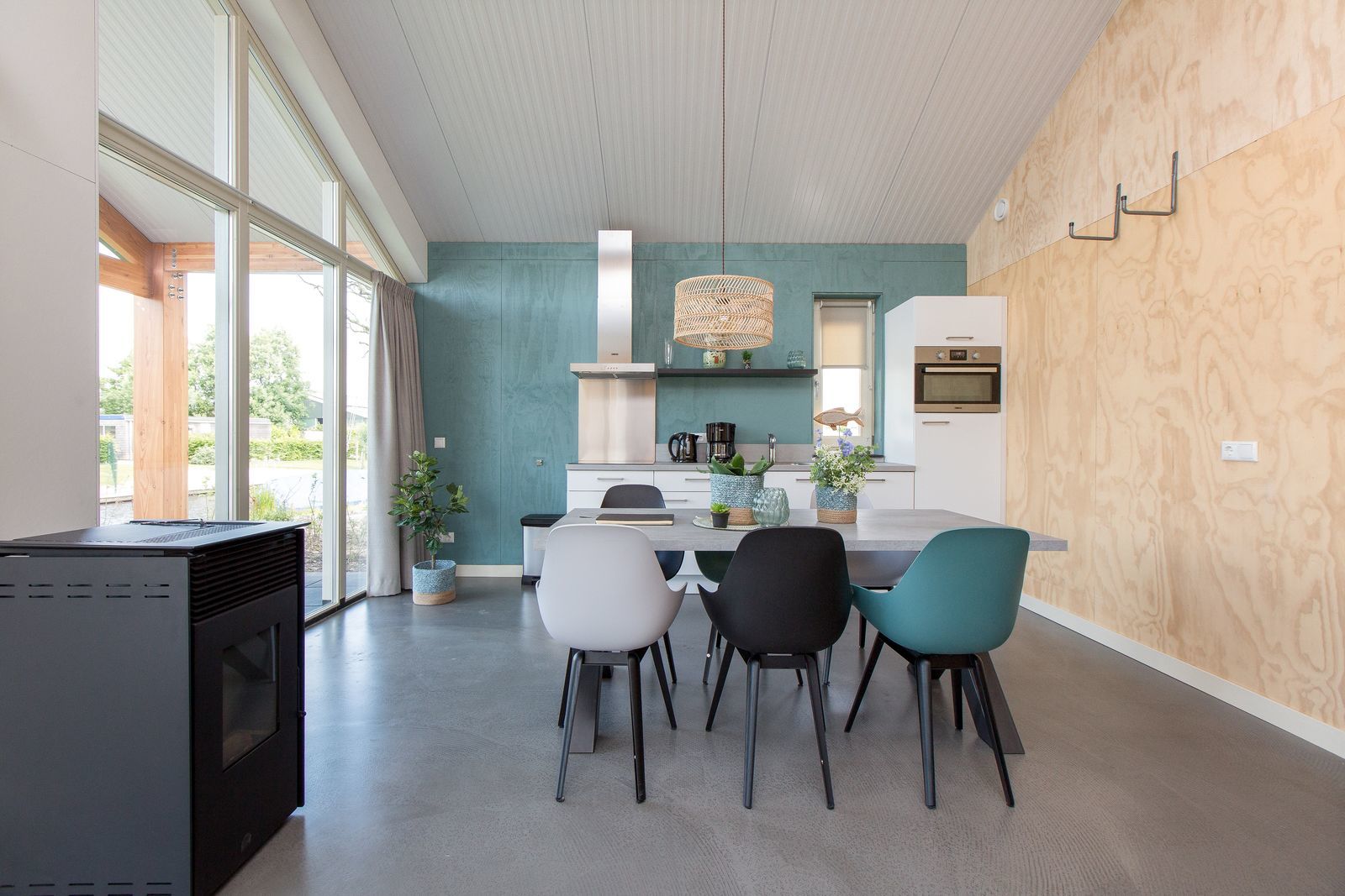 Ferienhaus Eneva 6