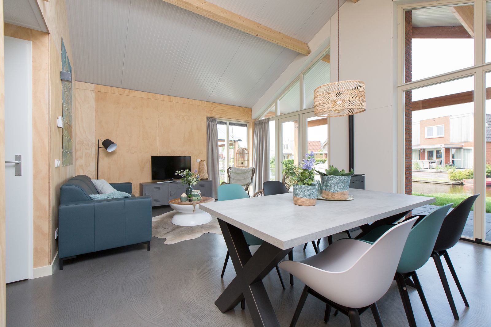 Ferienhaus Eneva 6