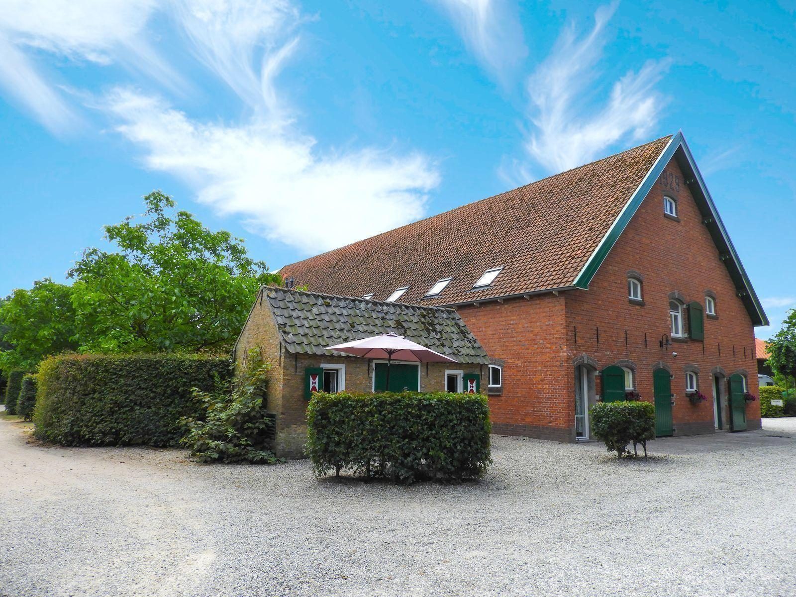 VZ042 Group accommodation Grijpskerke