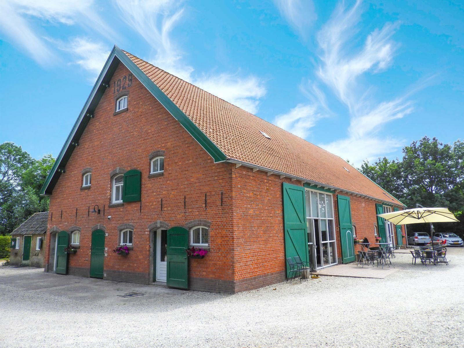 VZ042 Group accommodation Grijpskerke