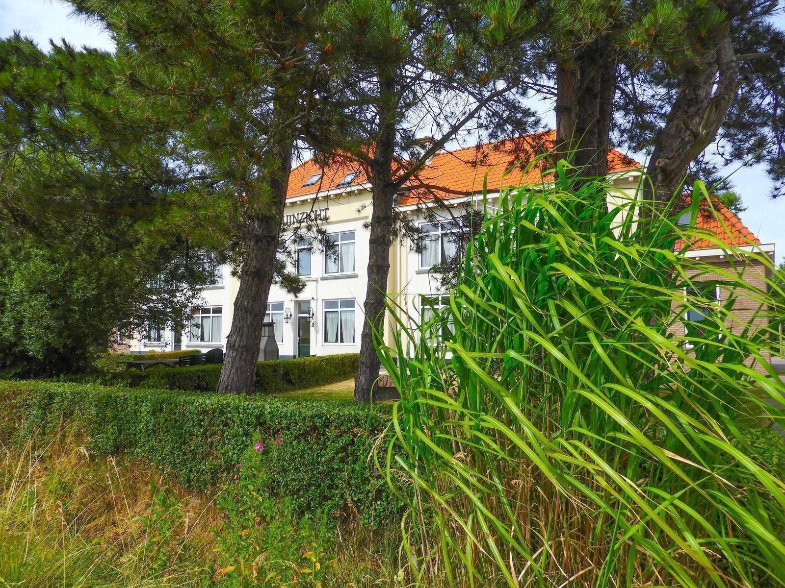 VZ131 Group Accommodation Westkapelle