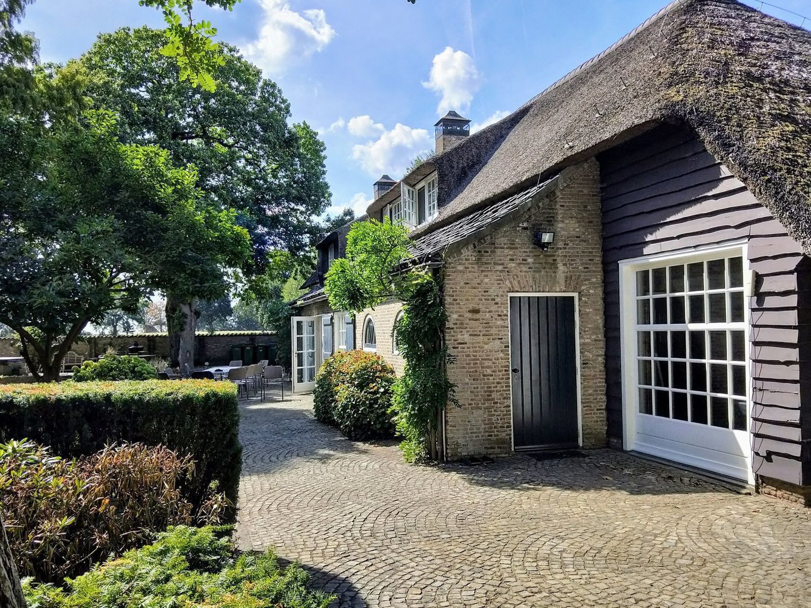 Vrachelse Heide - luxe vakantiehuis in Brabant met zwembad en jacuzzi