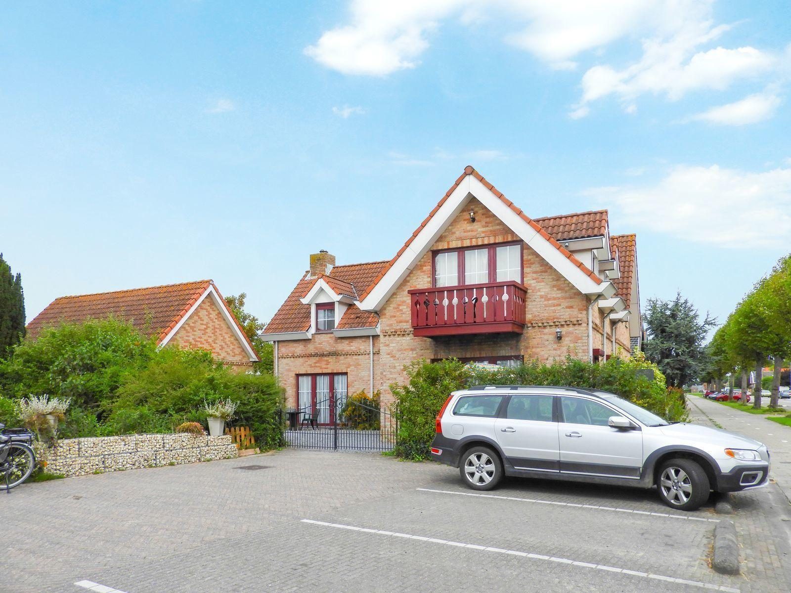 VZ025 Holiday studio Groede