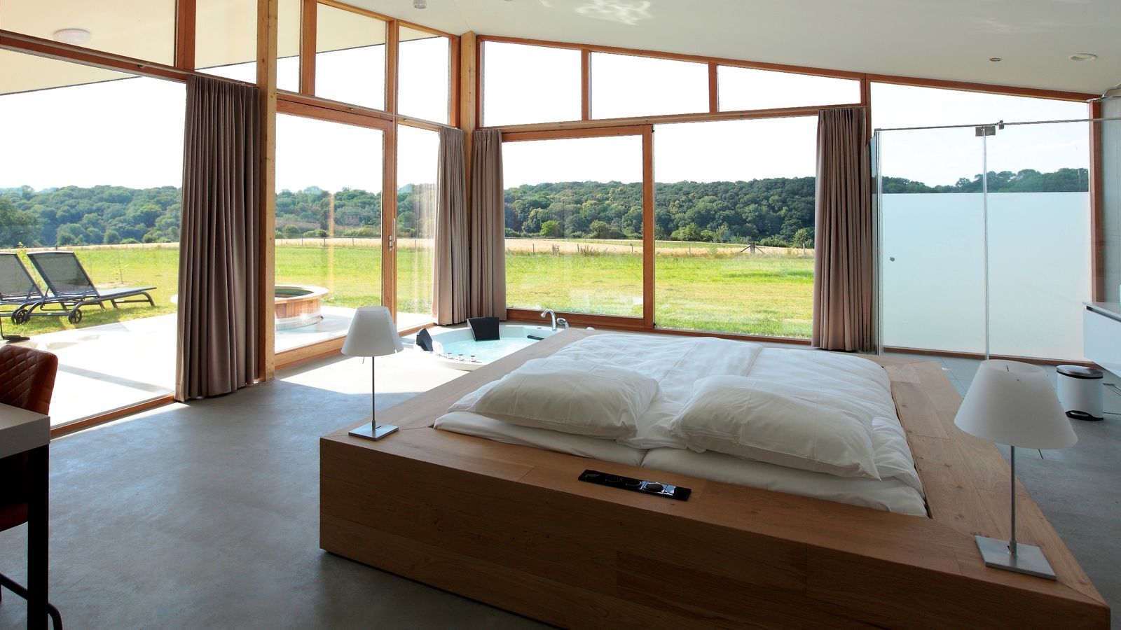 Landgoed St. Geertruid - Natuurloft® Water met hottub en jacuzzi
