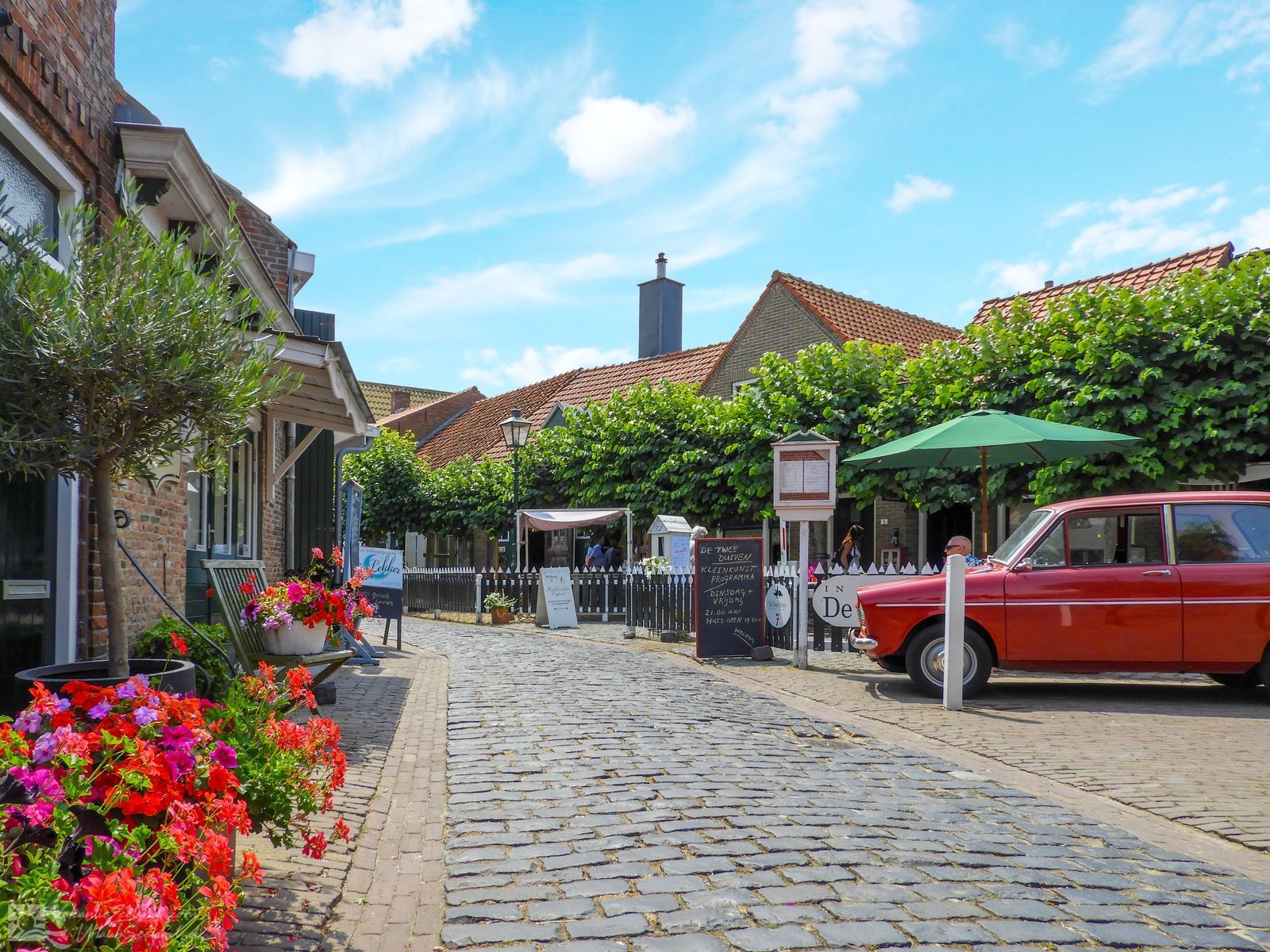 VZ493 Group Accommodation Groede
