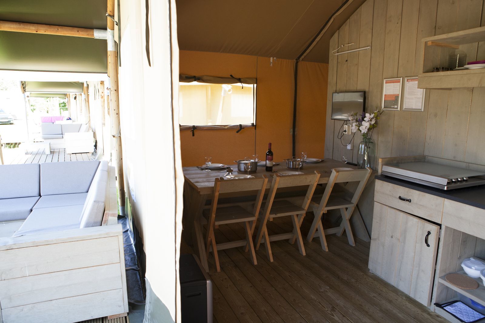 Safari tent, 6-person