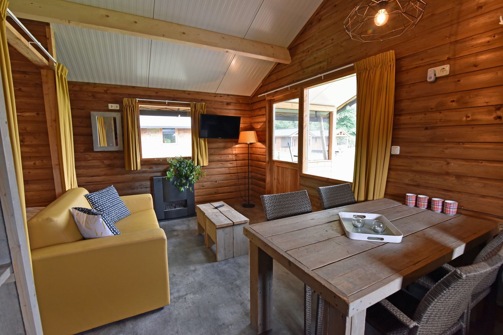 River Cabin (4-person)