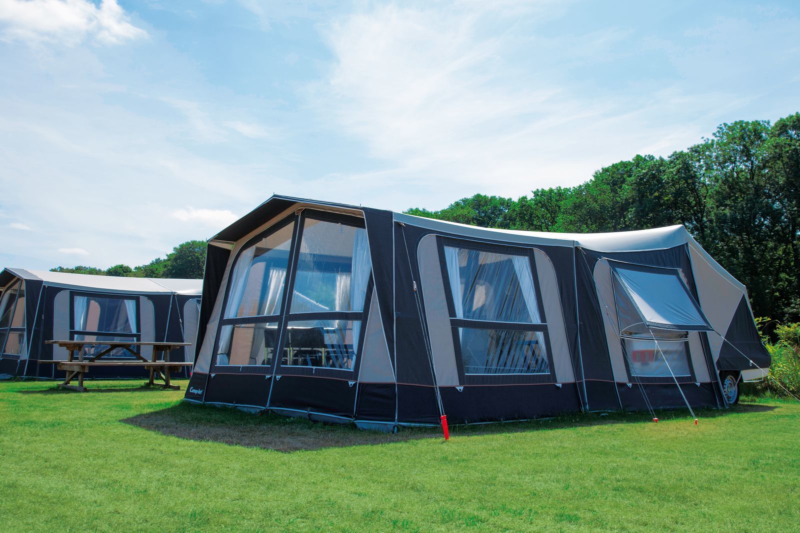 Pop-up camper