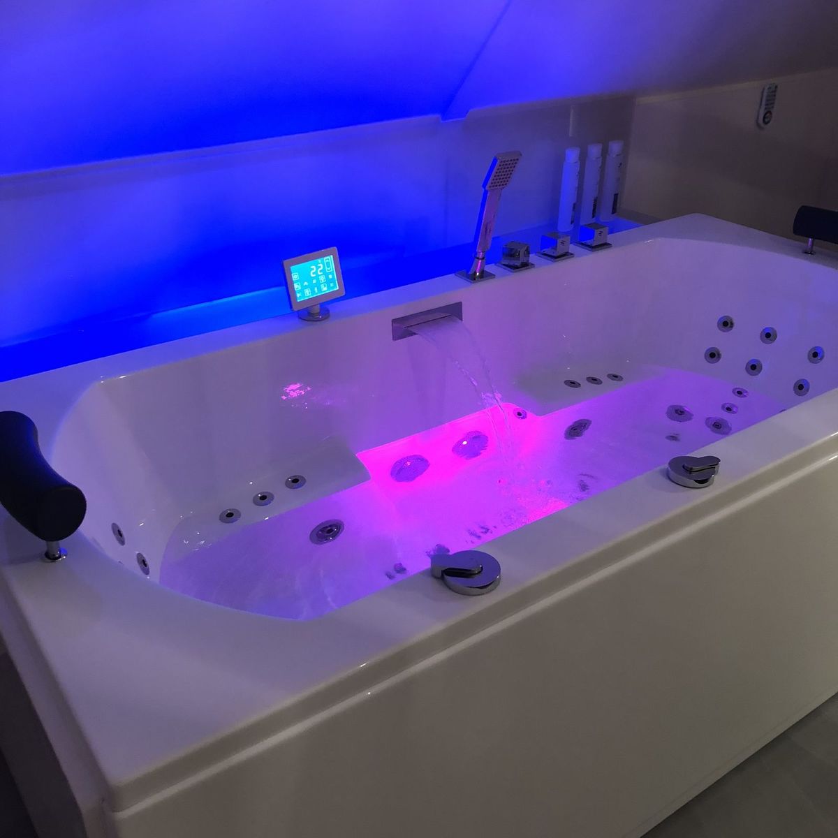 Elysium, adults only (2 - 4 pers)